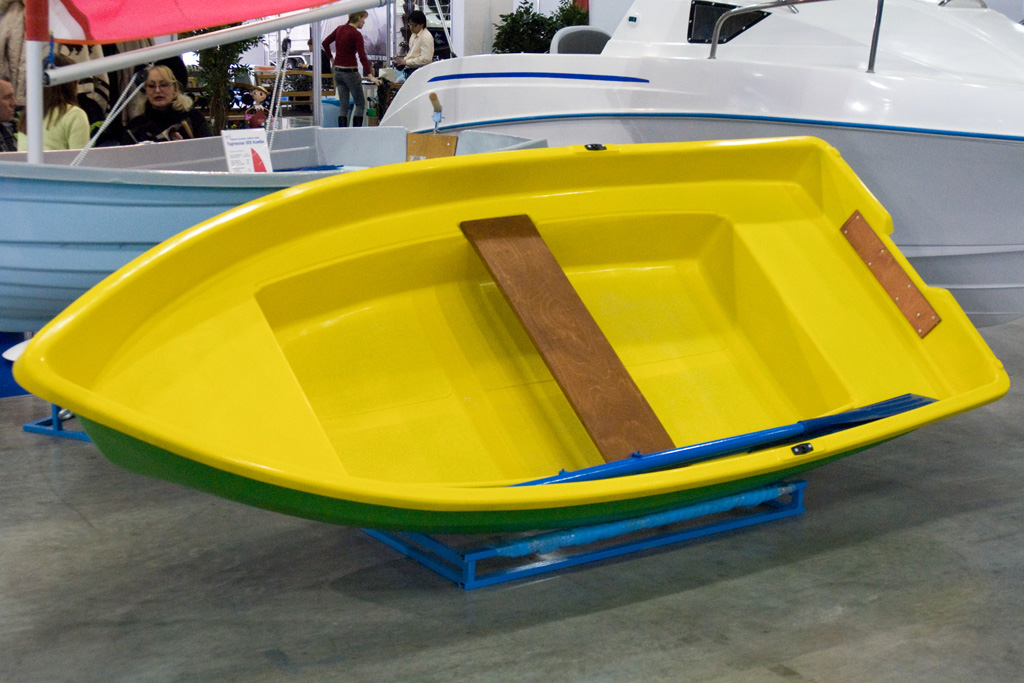 Пластиковая лодка Тортилла-3 на выставке