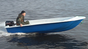 Румпельные моторные лодки
