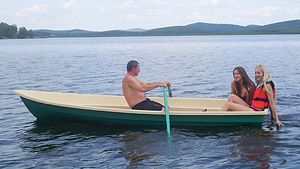 Моторно-гребные лодки "Нейва" для рыбалки