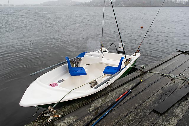 Легант-427 Консоль - Стеклопластиковая моторная лодка - купить недорого